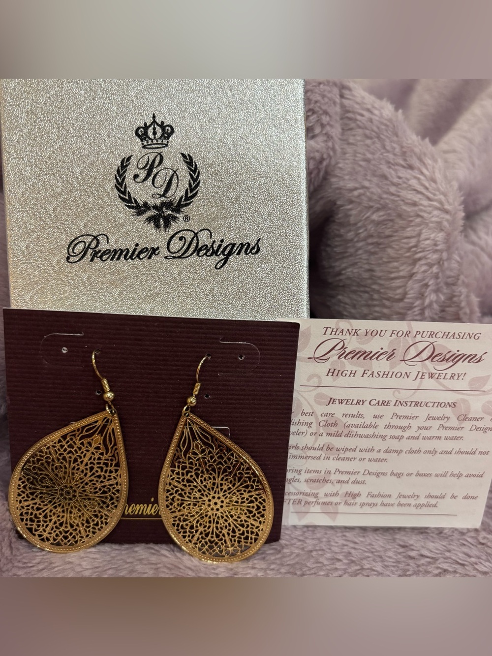 PREMIER DESIGNS Gold Filigree Teardrop Dangle Earrings